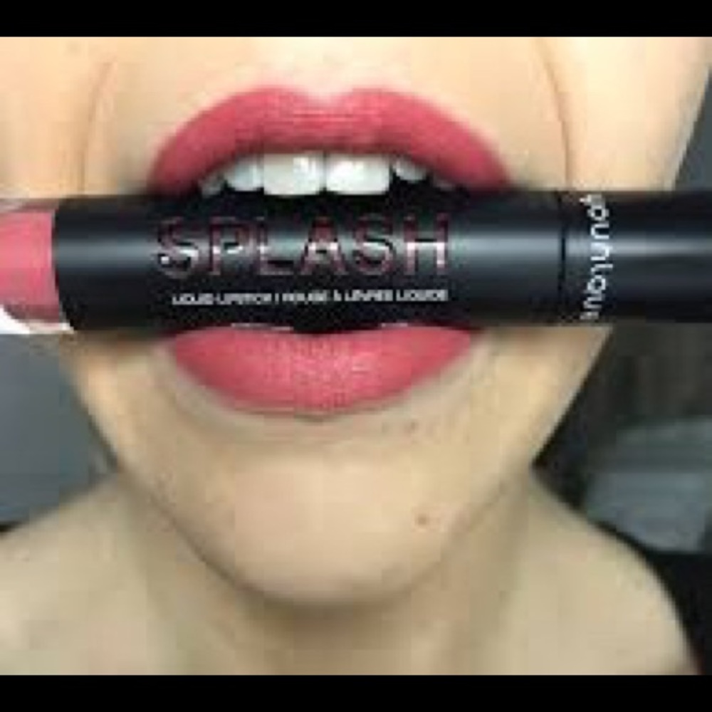Younique Splash Liquid Lipstick in Soulful